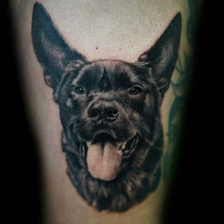 Realistische huisdieren tattoo hond Remko