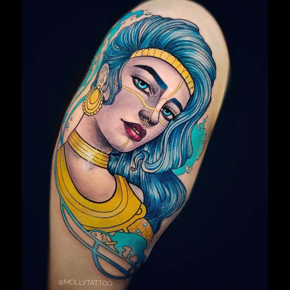 Kleuren tattoo vrouwen portret neo traditional stijl Molly