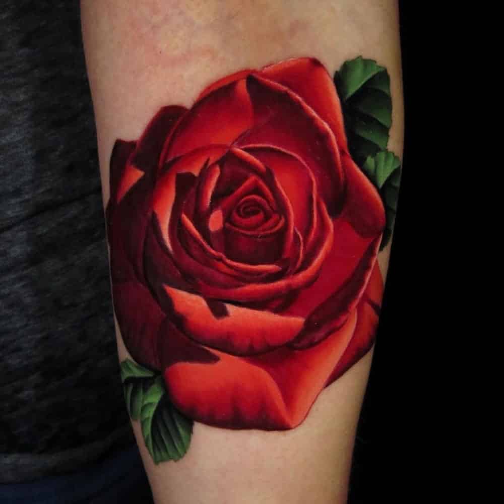 Rode roos kleuren bloemen tattoo Cheeseburger Champion