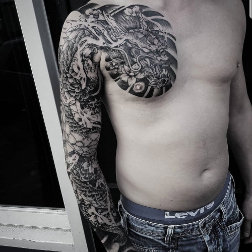 Japanse draken sleeve blackwork tattoo Jona