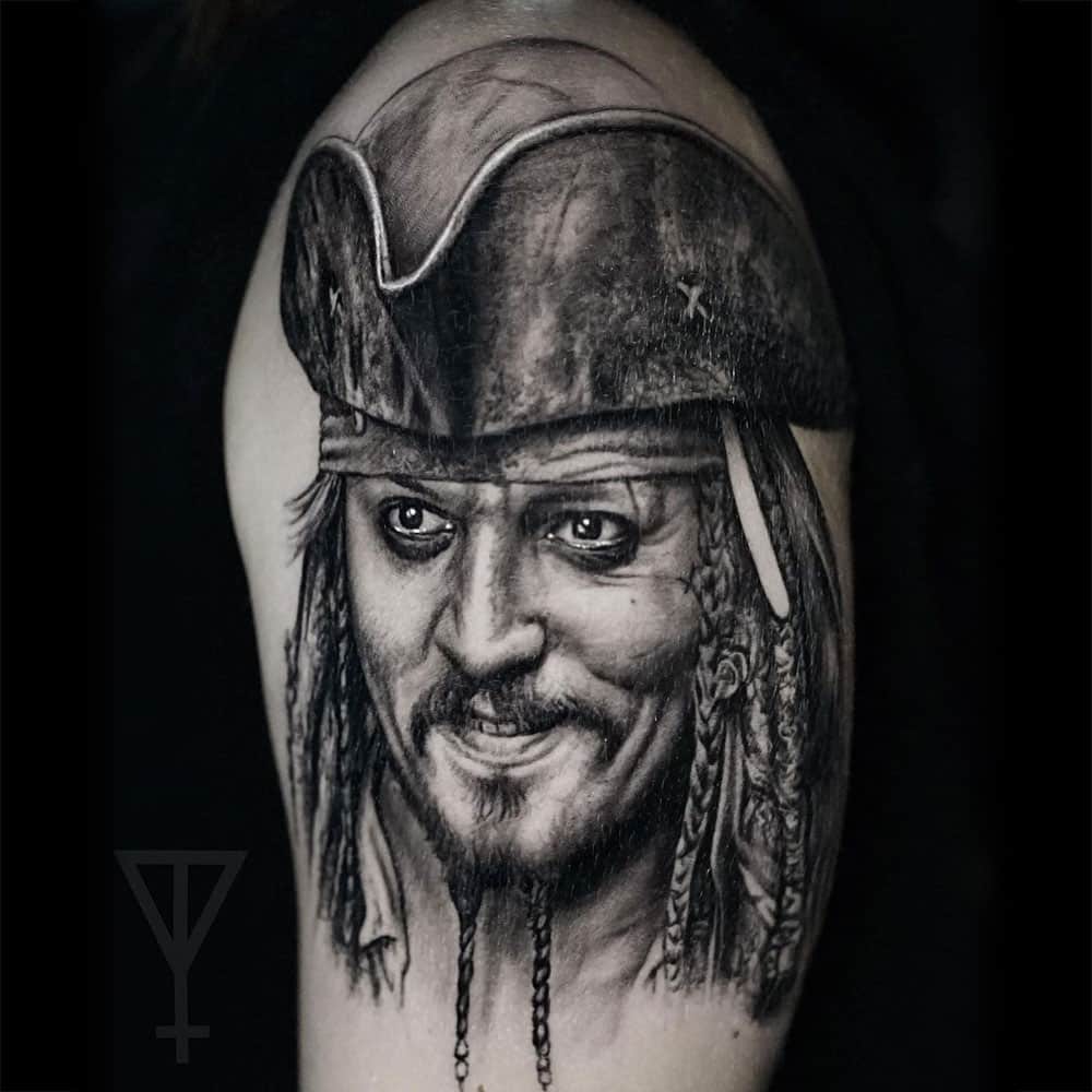 Captain Jack Sparrow Johnny Depp black and grey portret tattoo Roman Vainer