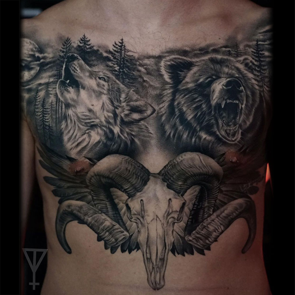 Realistische wolf beer skull tattoo Ekaterina Vainer