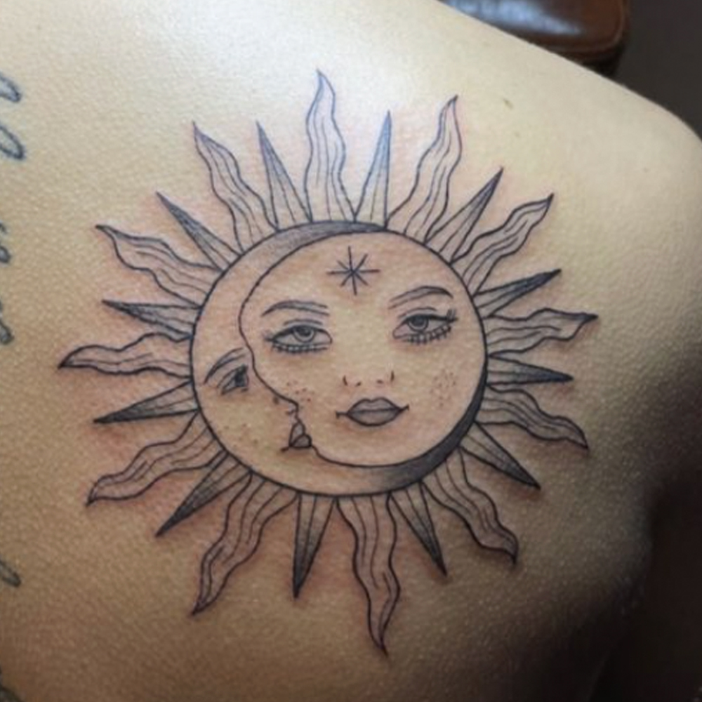 sun and moon  zon en maan tatoeage